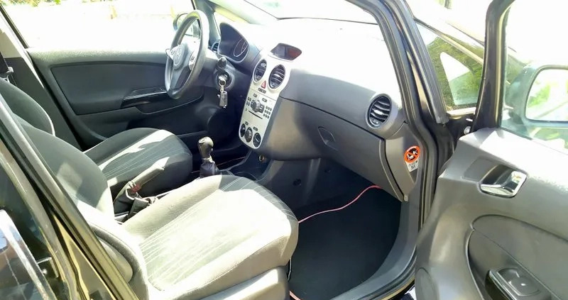 Opel Corsa cena 11600 przebieg: 236000, rok produkcji 2006 z Limanowa małe 211